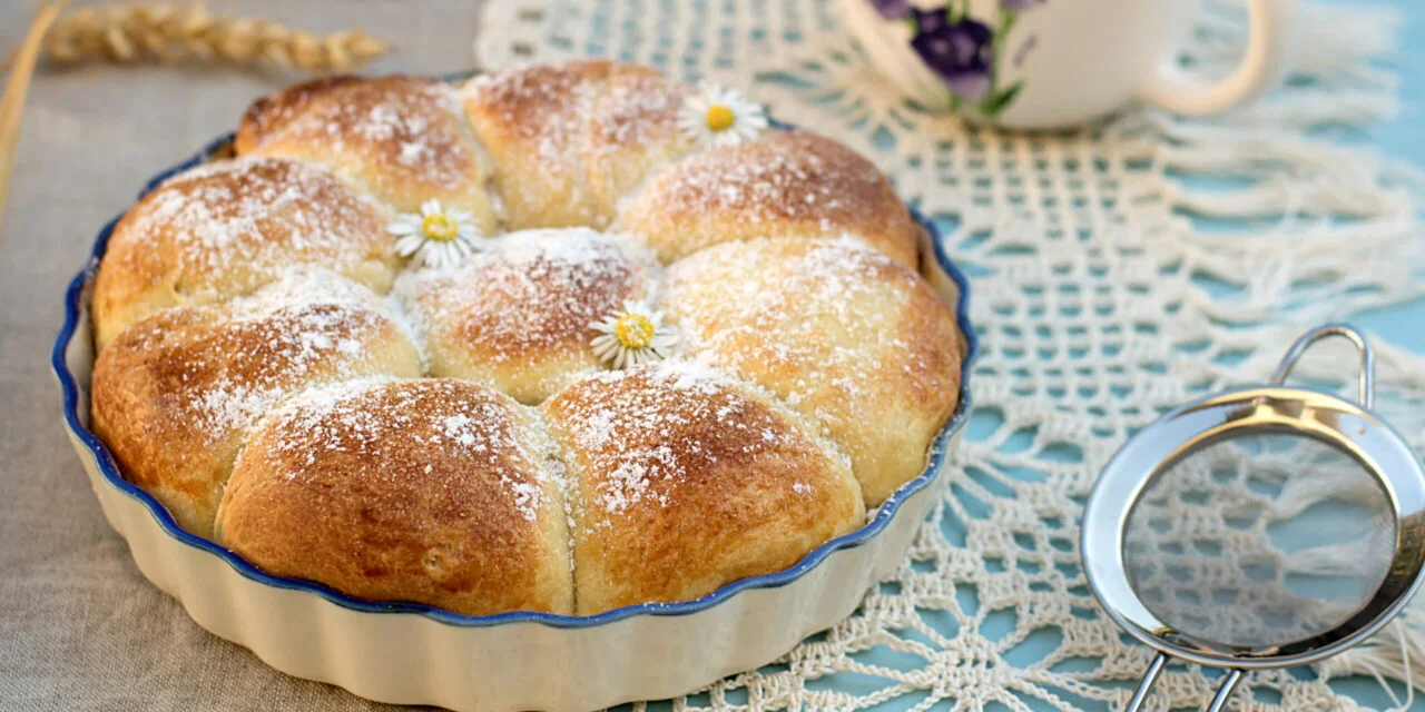 Булочки с варёной сгущёнкой